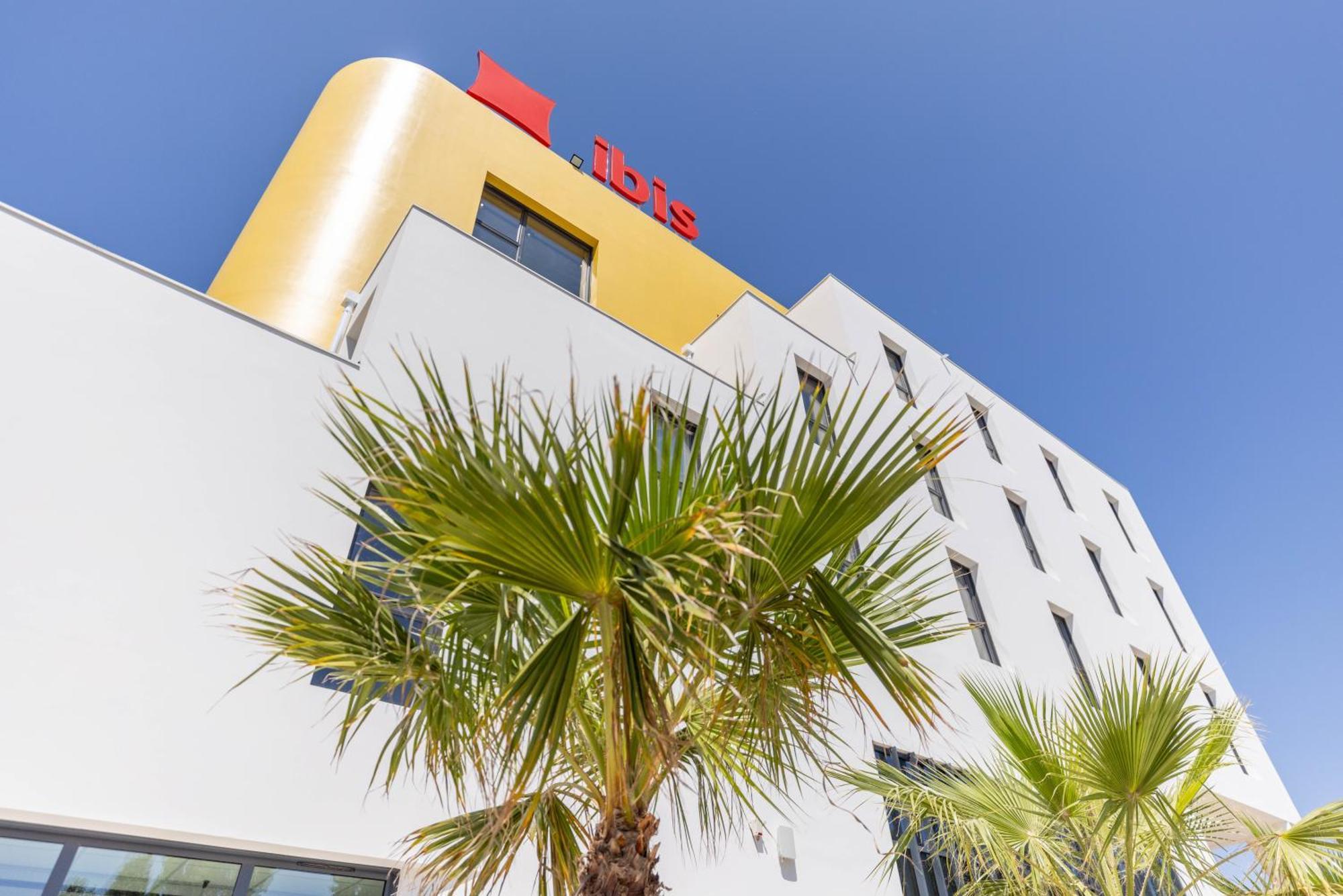Ibis Marseille Technopole Hotel 3*